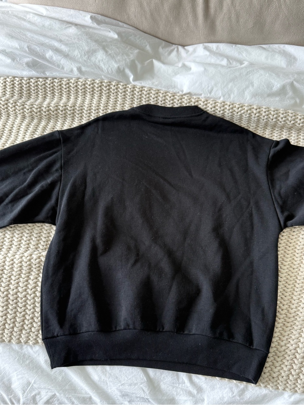 ALO Yoga Black accolade Crewneck Sweatshirt - Picture 3 of 3